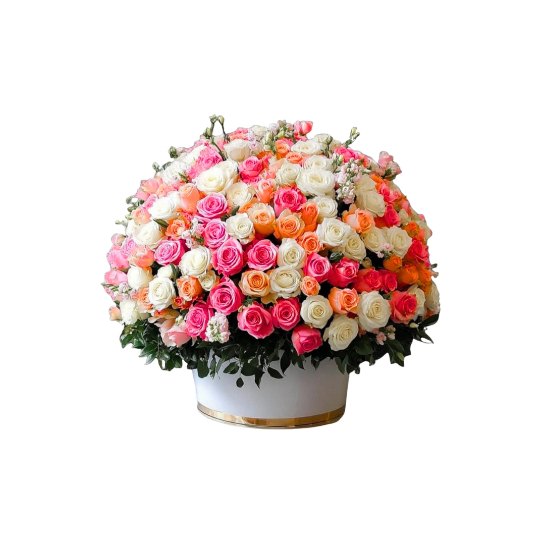 MIXED ROSE IN CERAMIC VASE
